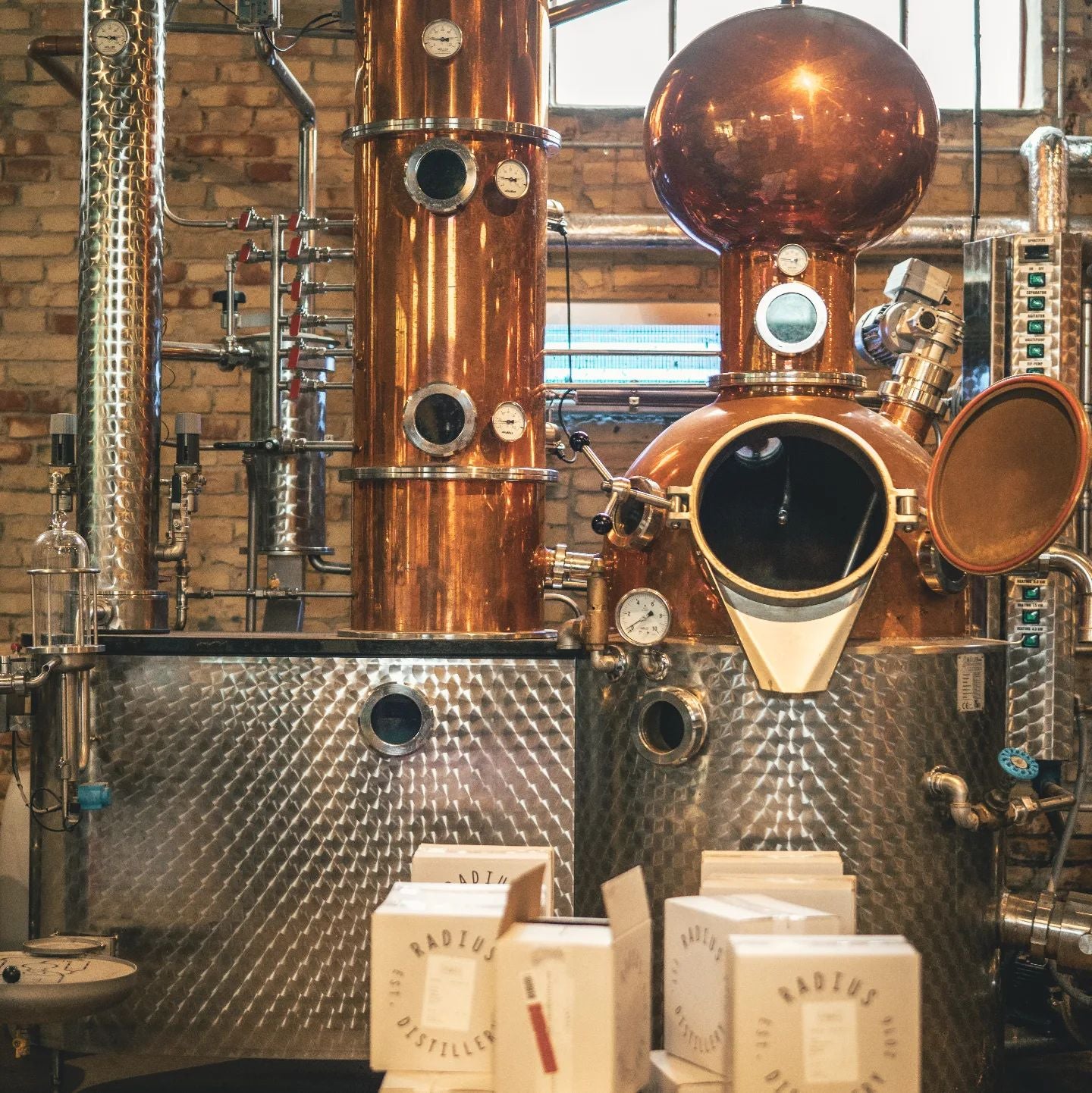 Radius Distillery - Batch 046, Økologisk gin 43%